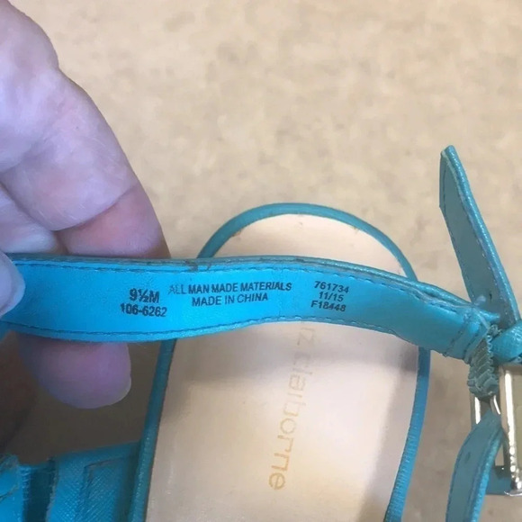 Liz Claiborne Kian Teal Laser Cut Wedge Sandals - Picture 6 of 11